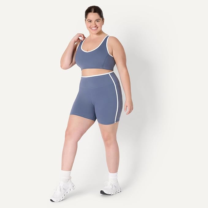 Amazon Essentials Women's Active FormFlex Buttery Soft High Waist Biker Shorts - Image 8