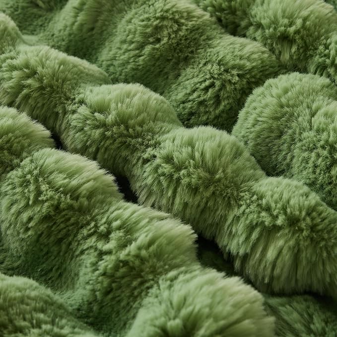 COOVA Faux Fur Throw Blanket for Couch, Cozy Soft and Fuzzy Plush Rabbit Fur Bubble Blanket for Sofa Bedroom Living Room, 50x60 Inches Light Green - Image 4
