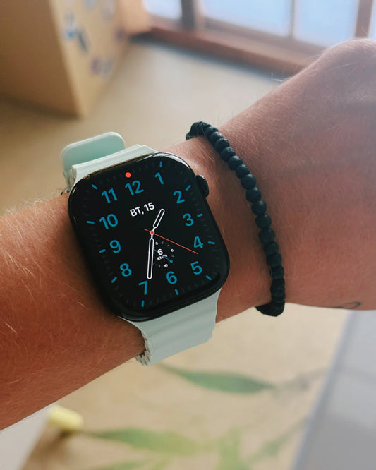 Smart Watches Designed for Women's Stylish Fitness