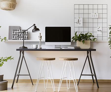 Must-Have Desk Accessories for Productivity