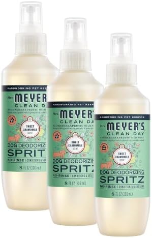MRS. MEYER'S Clean Day Dog Deodorizing Spray, Sweet Chamomile Scent, 8oz (Pack of 3) by MrsMeyers