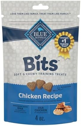 Blue Buffalo Bits Chicken Training Treats, 4 oz by BlueBuffaloCompanyLtd