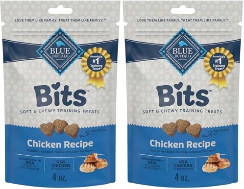 Blue Buffalo Blue Bits Natural Soft-Moist Training Dog Treats, Chicken Recipe 4-oz Bag (Pack of 2) by BlueBuffaloCompanyLtd
