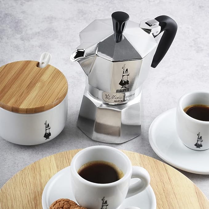 Bialetti - Moka Express: Iconic Stovetop Espresso Maker, Makes Real Italian Coffee, Moka Pot 9 Cups (14 Oz - 420 Ml), Aluminium, Silver - Image 2