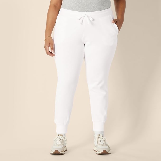 Amazon Essentials Women's Fleece Jogger Sweatpant (Available in Plus Size) - Image 3