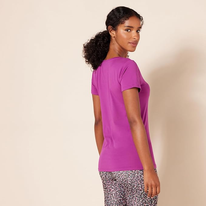 Amazon Essentials Women's Active Quick Dry Tech Stretch Short-Sleeve V-Neck T-Shirt (Available in Plus Size), Pack of 2 - Image 4