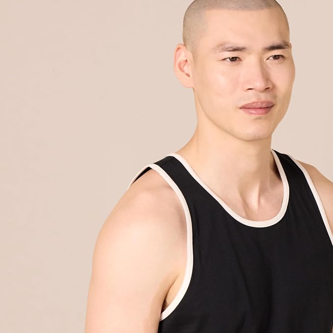 Amazon Essentials Men's Active Quick Dry Tech Stretch Moisture Wicking Lightweight Gym Tank Top - Image 4
