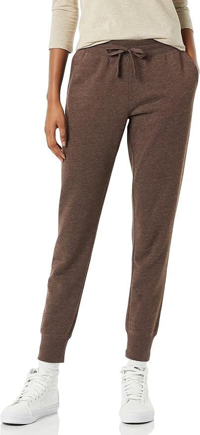 Amazon Essentials Women's Fleece Jogger Sweatpant (Available in Plus Size) by AmazonEssentials