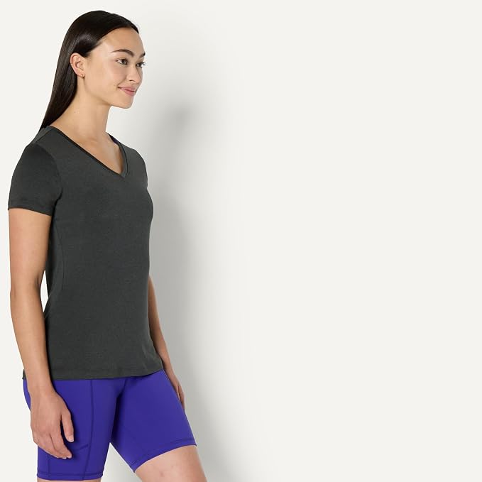 Amazon Essentials Women's Active Quick Dry Tech Stretch Short-Sleeve V-Neck T-Shirt (Available in Plus Size), Pack of 2 - Image 2