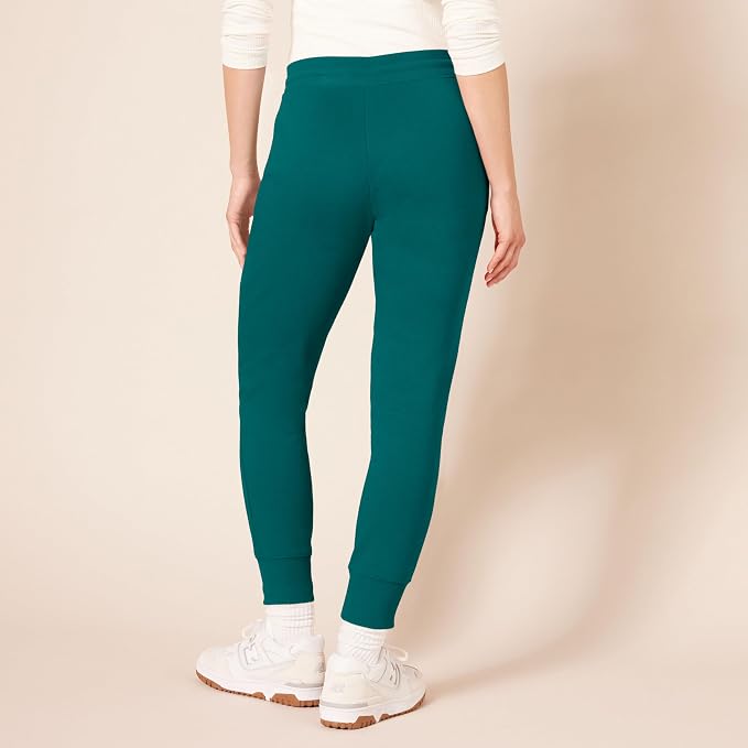 Amazon Essentials Women's Fleece Jogger Sweatpant (Available in Plus Size) - Image 2