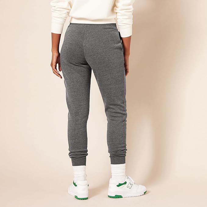 Amazon Essentials Women's Fleece Jogger Sweatpant (Available in Plus Size) - Image 2