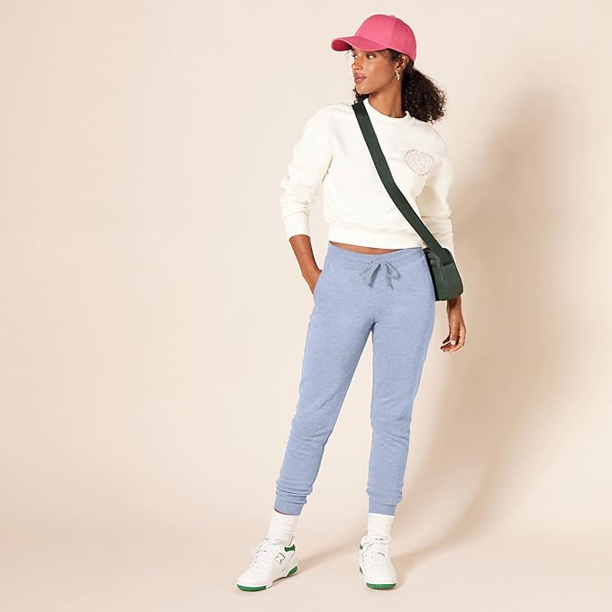 Amazon Essentials Women's Fleece Jogger Sweatpant (Available in Plus Size) - Image 3