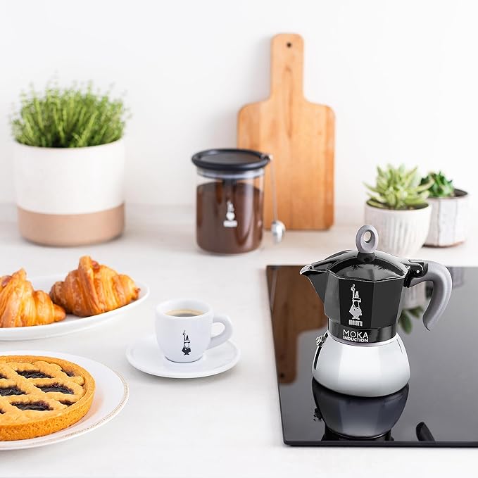 Bialetti - Moka Induction, Moka Pot, Suitable for all Types of Hobs, 4 Cups Espresso (5.7 Oz), Black - Image 3