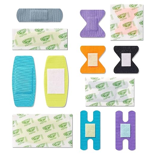 CURAD Performance Series Antibacterial Bandages, Extreme Hold Adhesive Technology, Finger & Knuckle Bandages, Flexible Fabric, Variety Pack with Assorted Sizes & Colors, 50 Count - Image 7