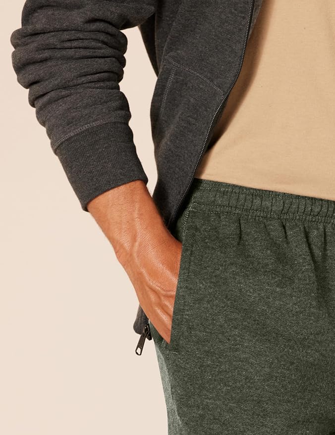 Amazon Essentials Men's Relaxed Straight Leg Fleece Open Bottom Sweatpant (Available in Big & Tall) - Image 5