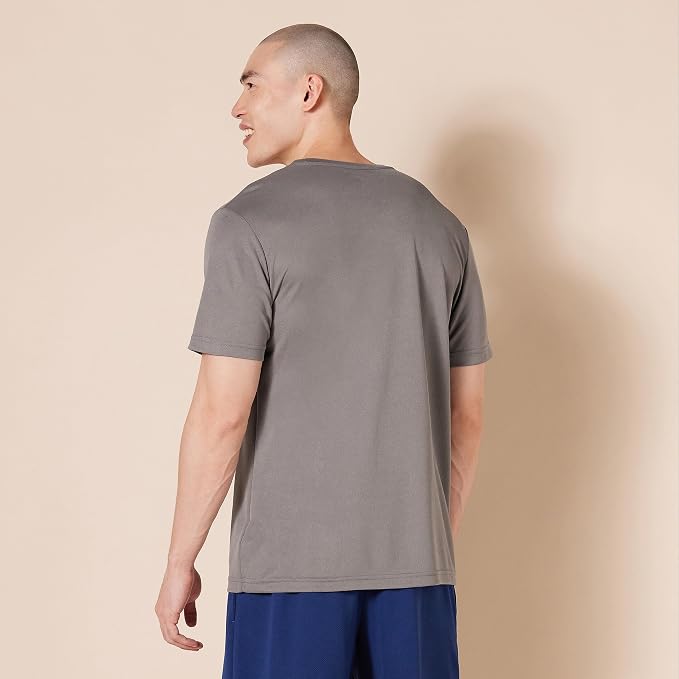 Amazon Essentials Men's Moisture Wicking Breathable Active Performance Tech Gym T-Shirts, Pack of 2 - Image 4