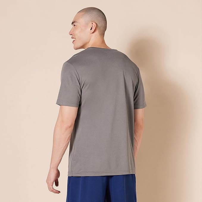 Amazon Essentials Men's Moisture Wicking Breathable Active Performance Tech Gym T-Shirts, Pack of 2 - Image 4