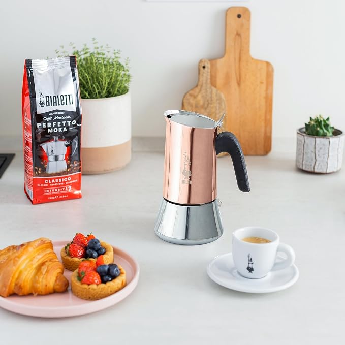 Bialetti - New Venus Induction, Stovetop Coffee Maker, Suitable for all Types of Hobs, 18/10 Steel, 4 Cups (5.7 Oz), Aluminum, Copper - Image 4