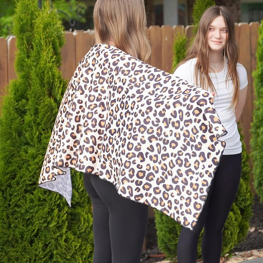 SHAKEitCOOL Large Cooling Shawl - Instant Heat Relief for Outdoor Events by SHAKEitCOOL